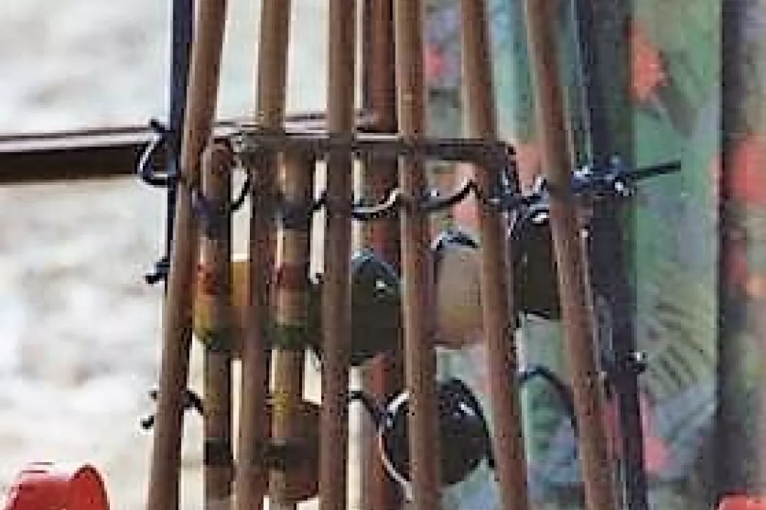 28/b-Le coffre à jeux des moins petits
